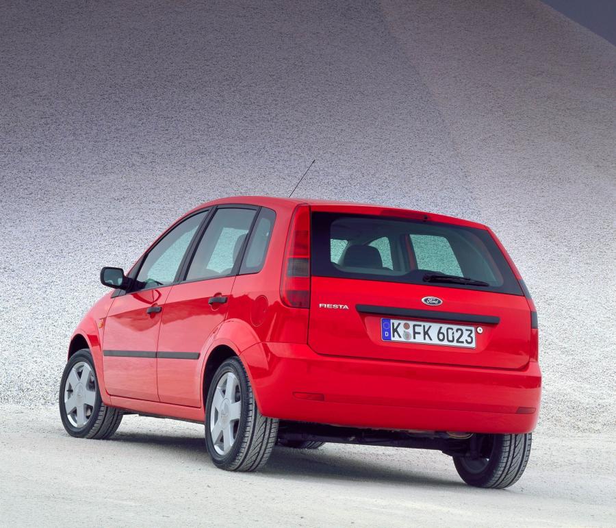  Ford Fiesta 2003 года  (фото 16 из 142)